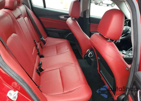 2019 Alfa Romeo Giulia из США, поврежденный, VIN ZARFAMAN9K7622816